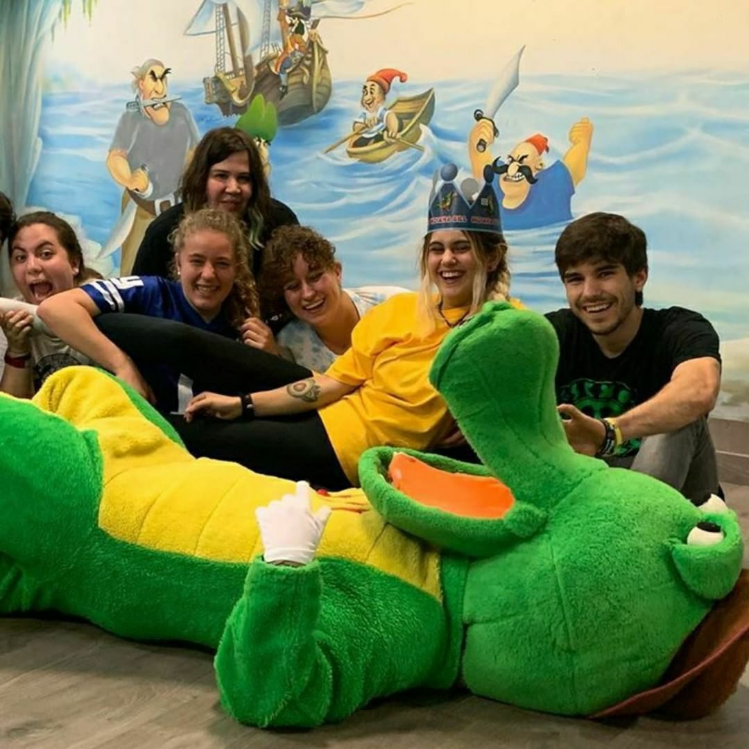 Fiestas para adultos indiana bill gijon